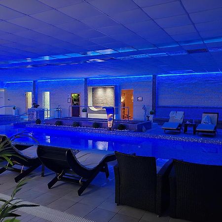 Poseidon centar Aparthotel Stari Banovci Exterior foto