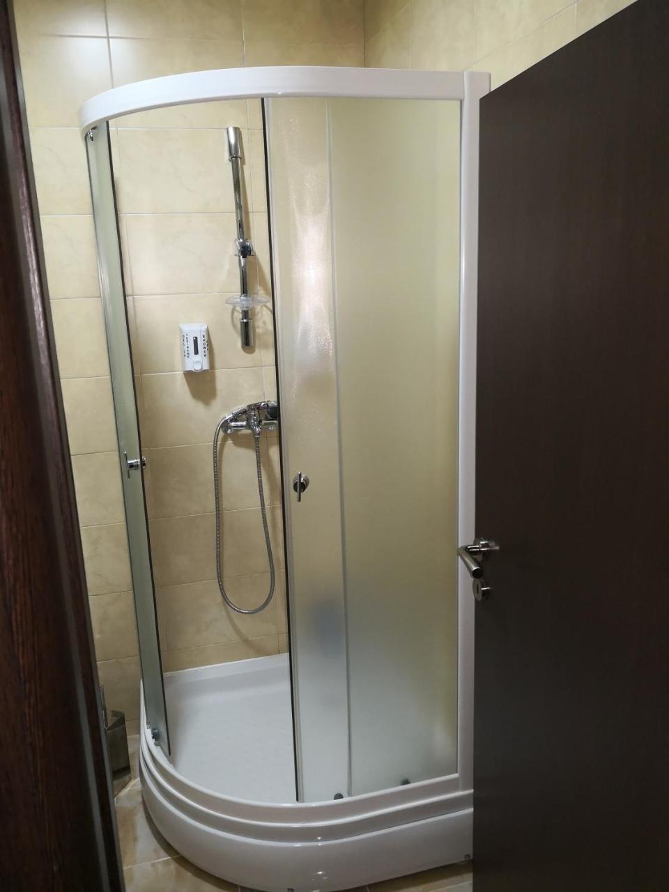 Poseidon centar Aparthotel Stari Banovci Exterior foto